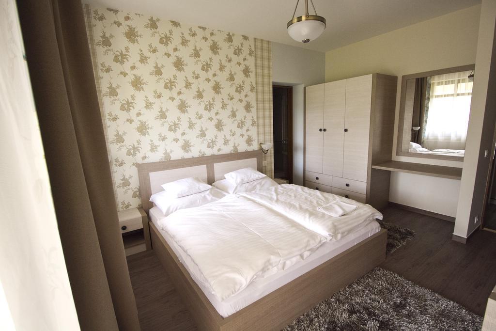Hotel Tok-Jo Vendeghaz Goncruszka Pokoj fotografie